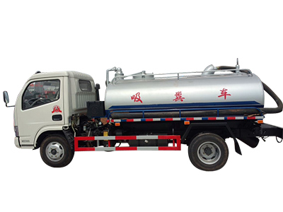 吸粪车