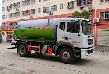 国六东风D9吸污车
