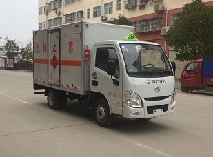 跃进易燃气体厢式运输车