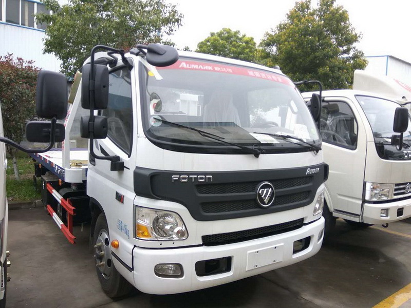 福田欧马可蓝牌清障车