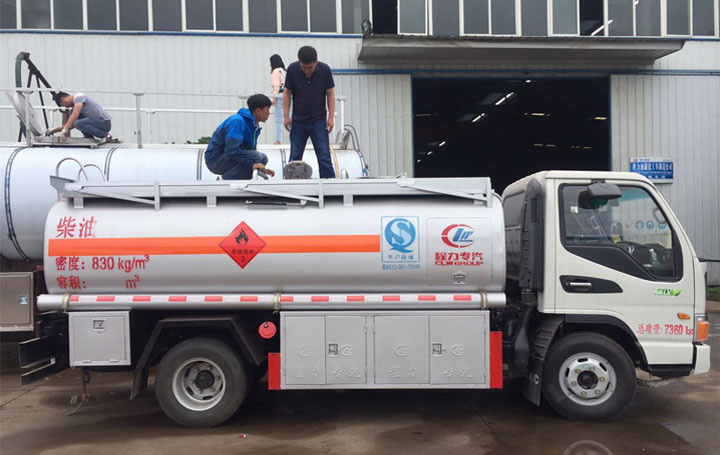 江淮6吨加油车(国五)