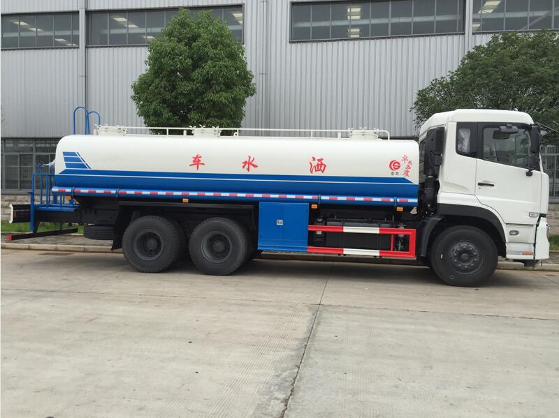 东风天龙22吨洒水车(国五)