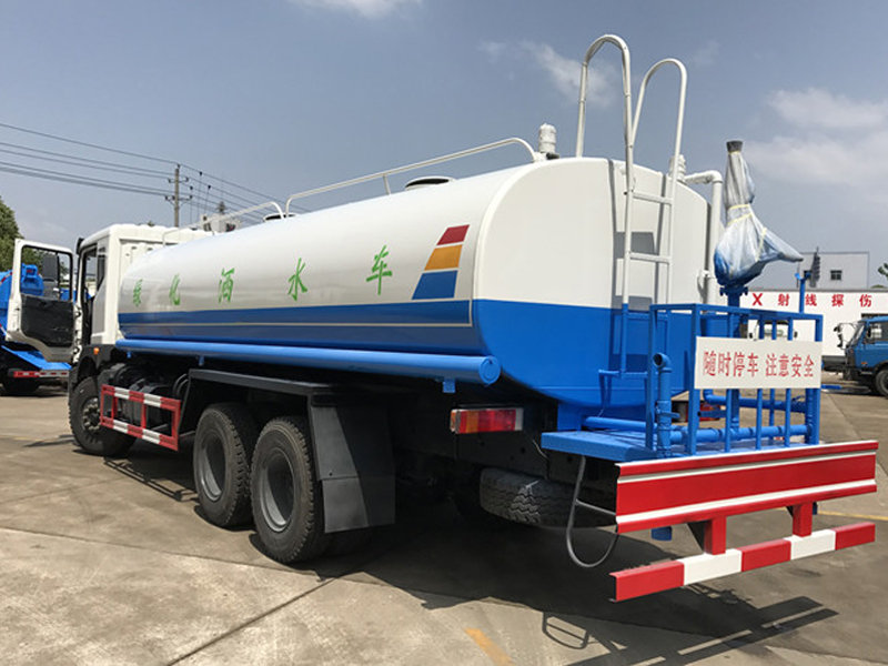 东风T5后双桥19吨洒水车(国五)