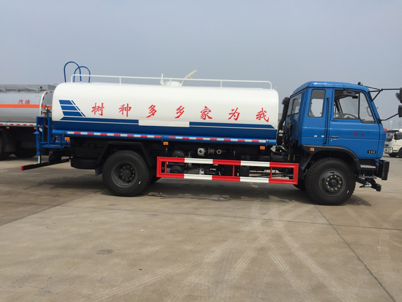 东风153IMG_1310.jpg